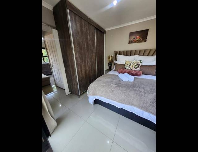 2 BEDROOM PROPERTY TO RENT IN BEREA WEST